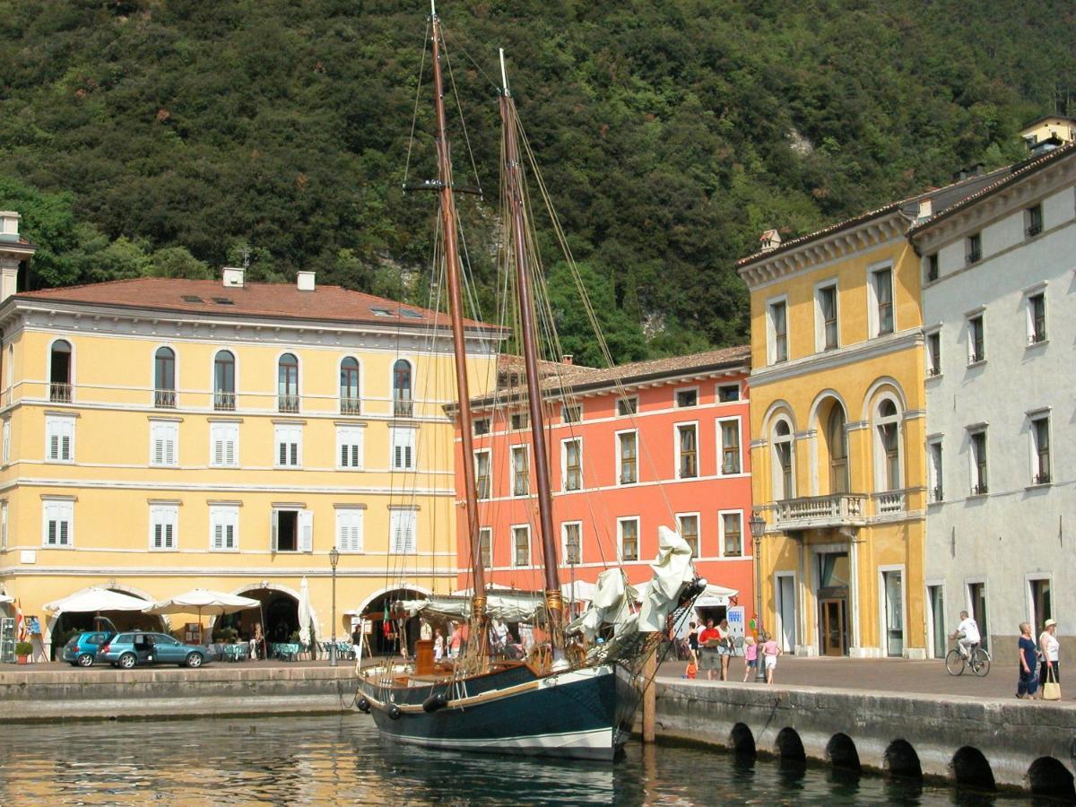 Spiaggia Residence Riva del Garda Kültér fotó